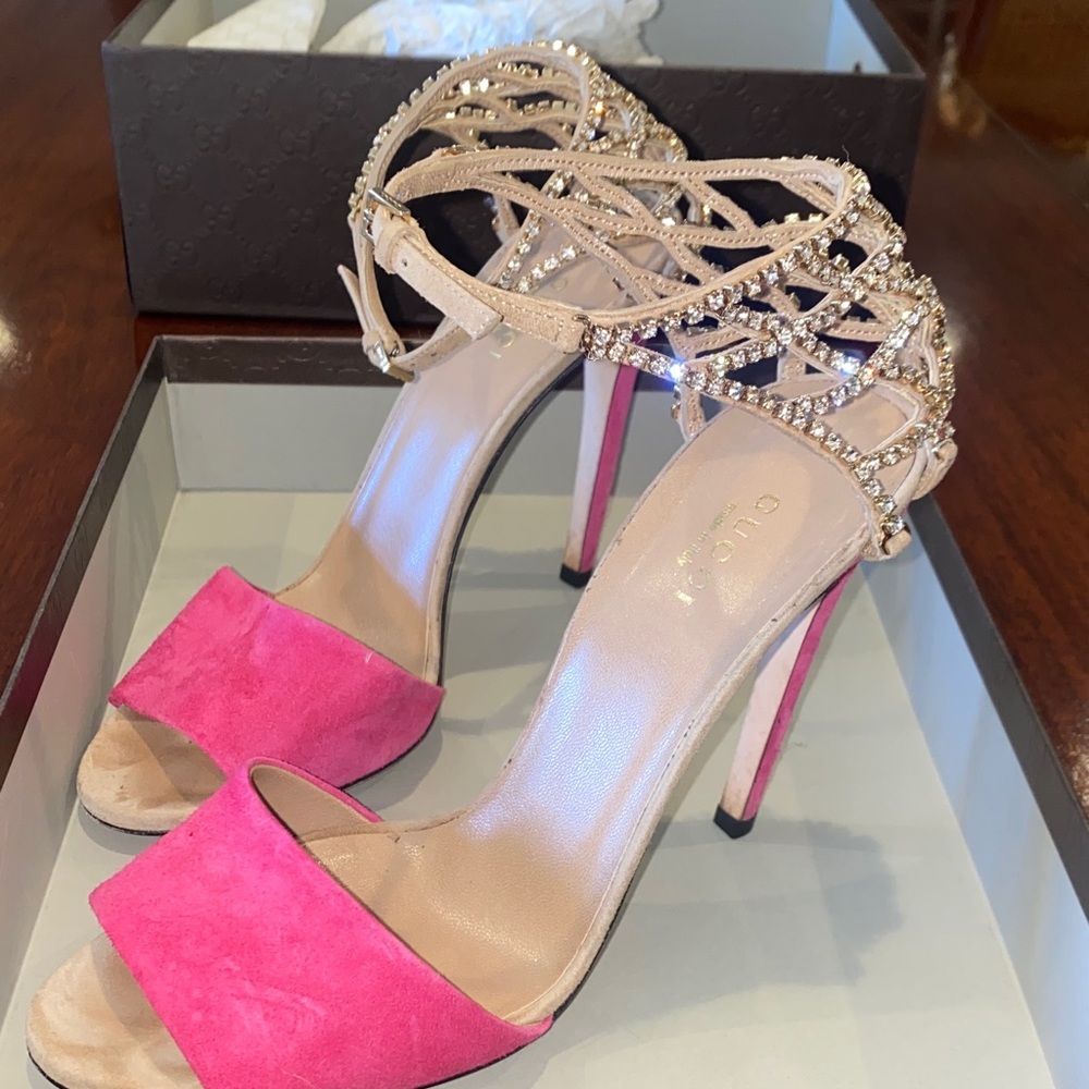 GUCCI Pink and Nude Embellished  crystal  back extending above Heels SIZE 37.5